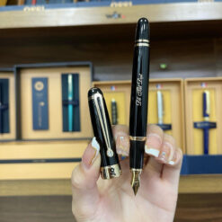 Miễn phí dịch vụ khắc tên cá nhân hóa sản phẩm