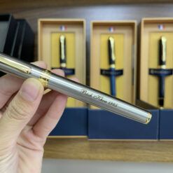 Wiix miễn phí khắc tên lên sản phẩm