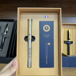 Bút bi ký tên Montagut 066 màu bạc cao cấp